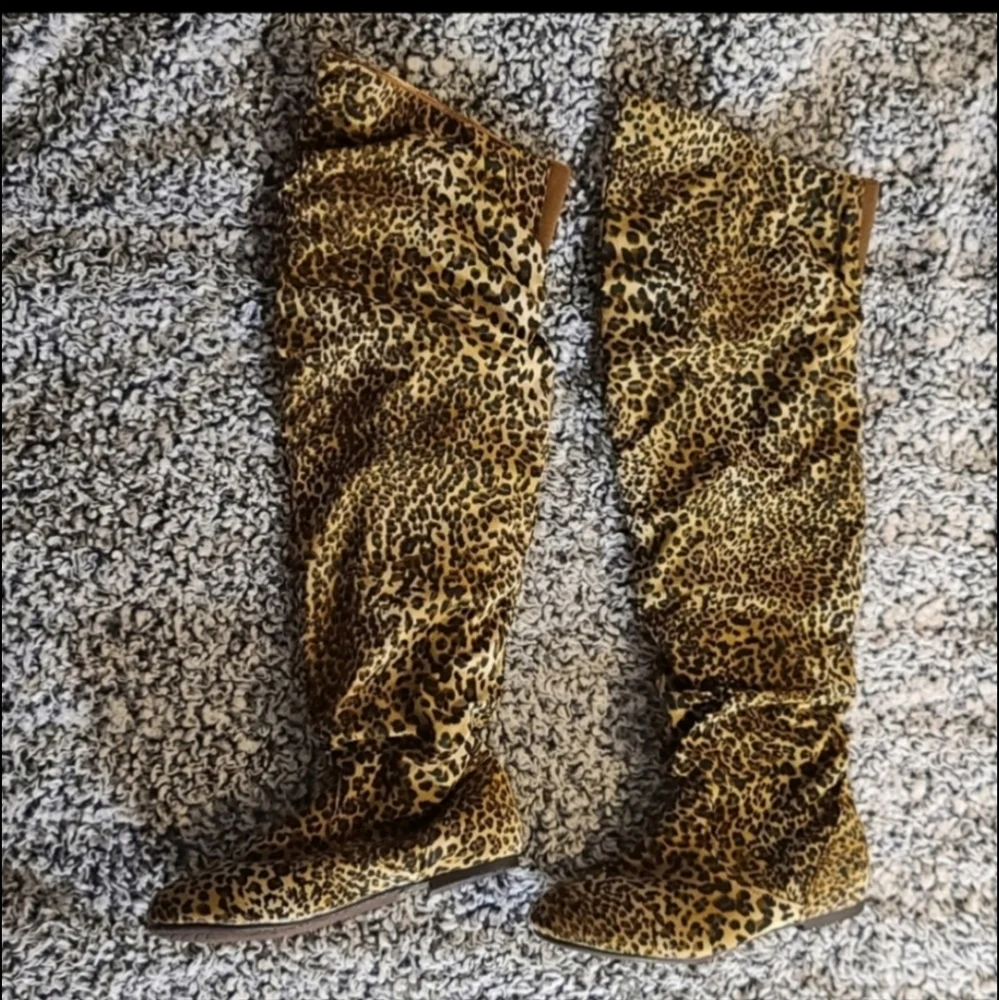 Nature Breeze Leopard Slouch Vickie Thigh High Boots